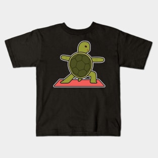 Turtle at Yoga with Yoga mat Kids T-Shirt